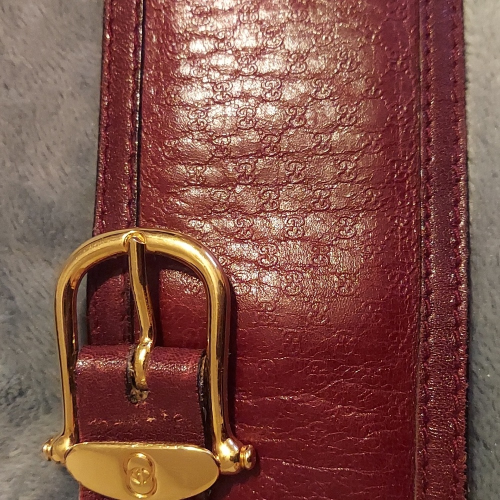 Awesome Gucci leather double G belt, burgundy  gold buckle, 80s vintage